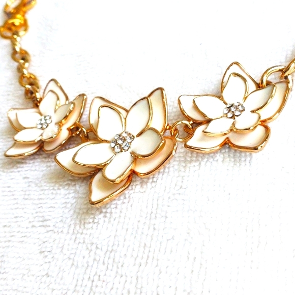 Purse Chain Charm 3 Camelia Plumeria Flowers Roses w Simulated Diamond G… - Picture 3 of 11